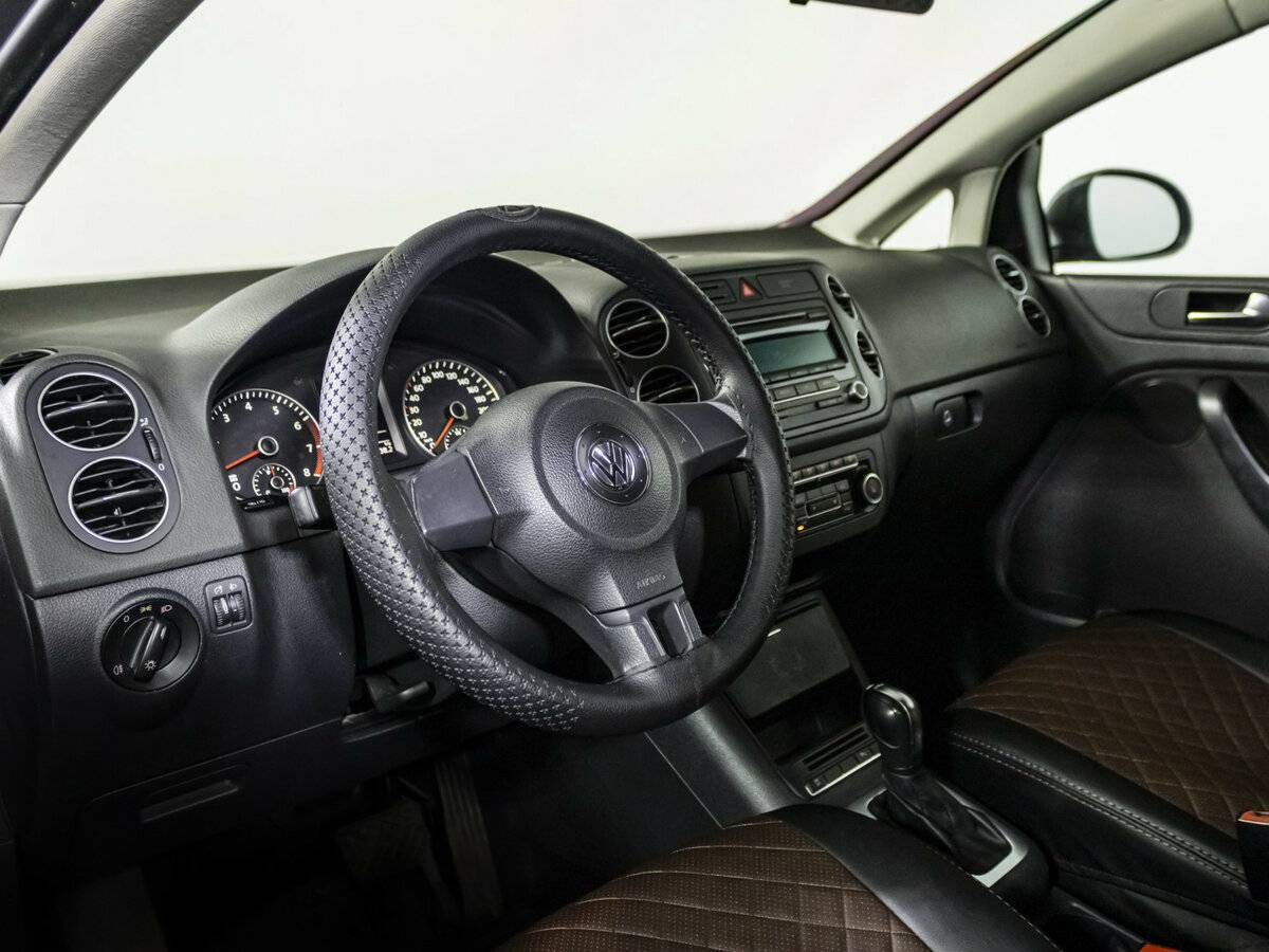 Volkswagen Golf Plus 2013 года с пробегом. Фото: #7