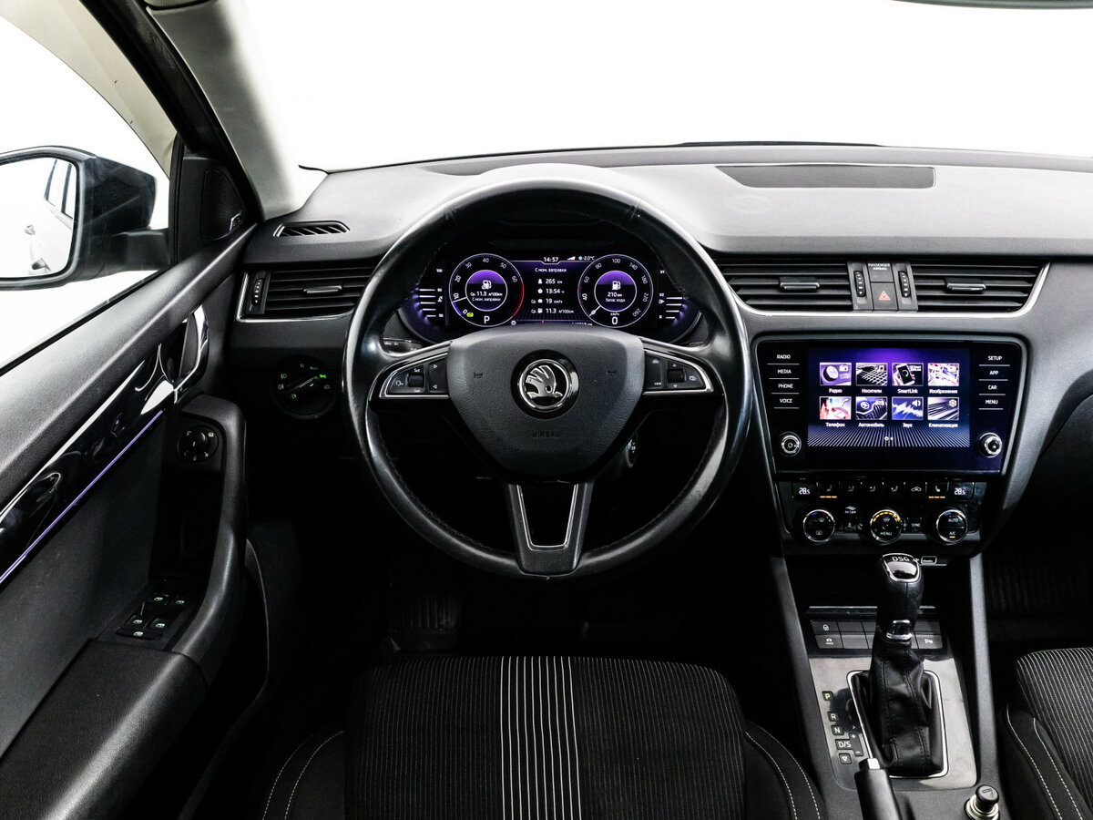 Skoda Octavia 2019 года с пробегом. Фото: #8