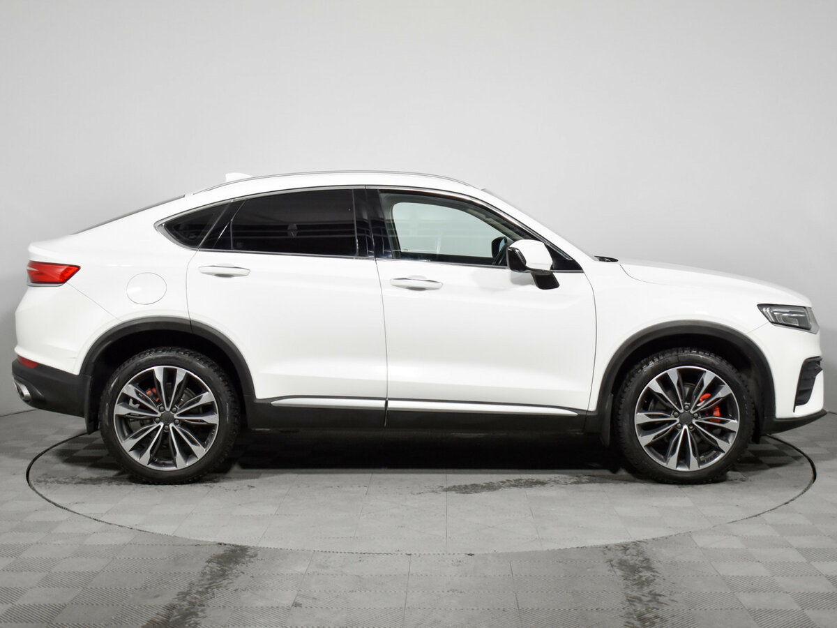 Geely Tugella 2021 года с пробегом. Фото: #3