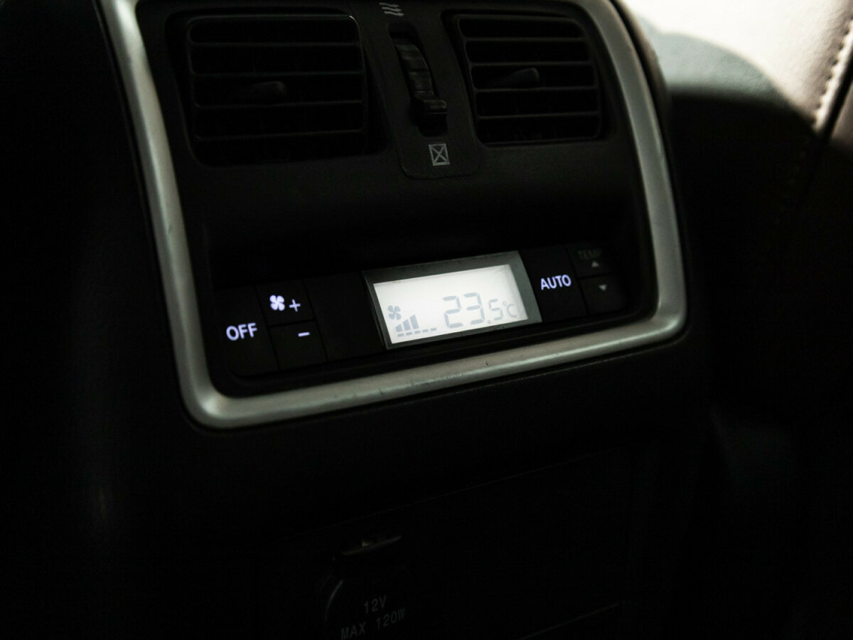 Infiniti QX60 2014 года с пробегом. Фото: #21