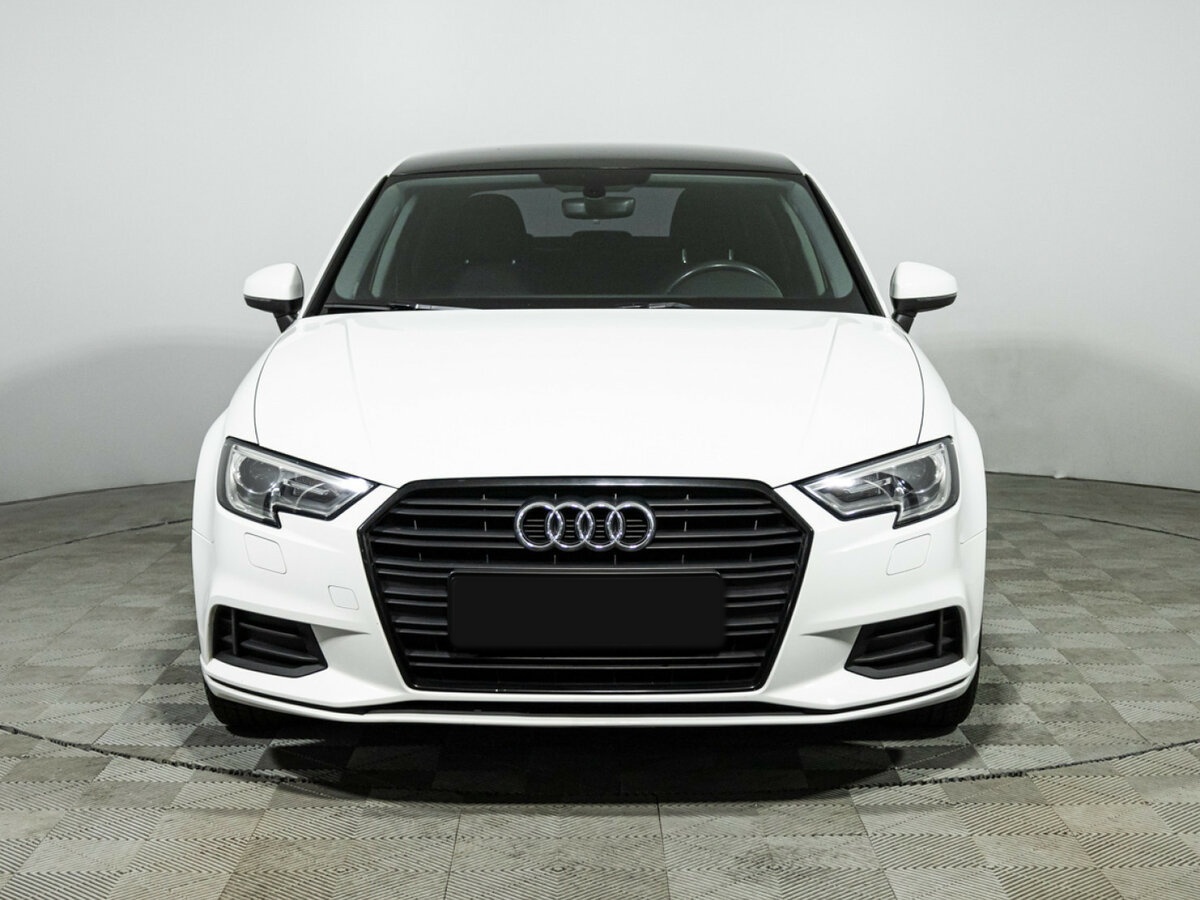 Audi A3 2018 года с пробегом. Фото: #1
