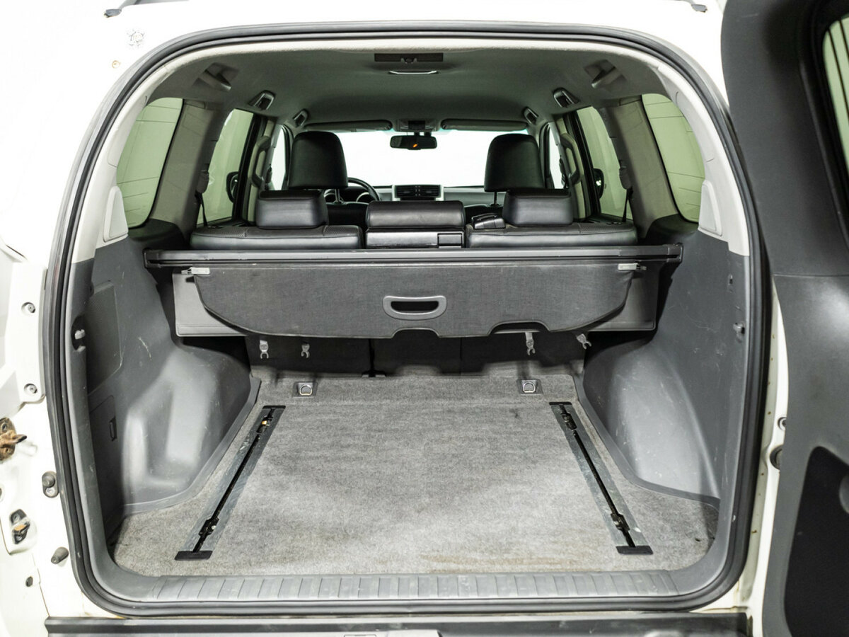 Toyota Land Cruiser Prado 2013 года с пробегом. Фото: #23