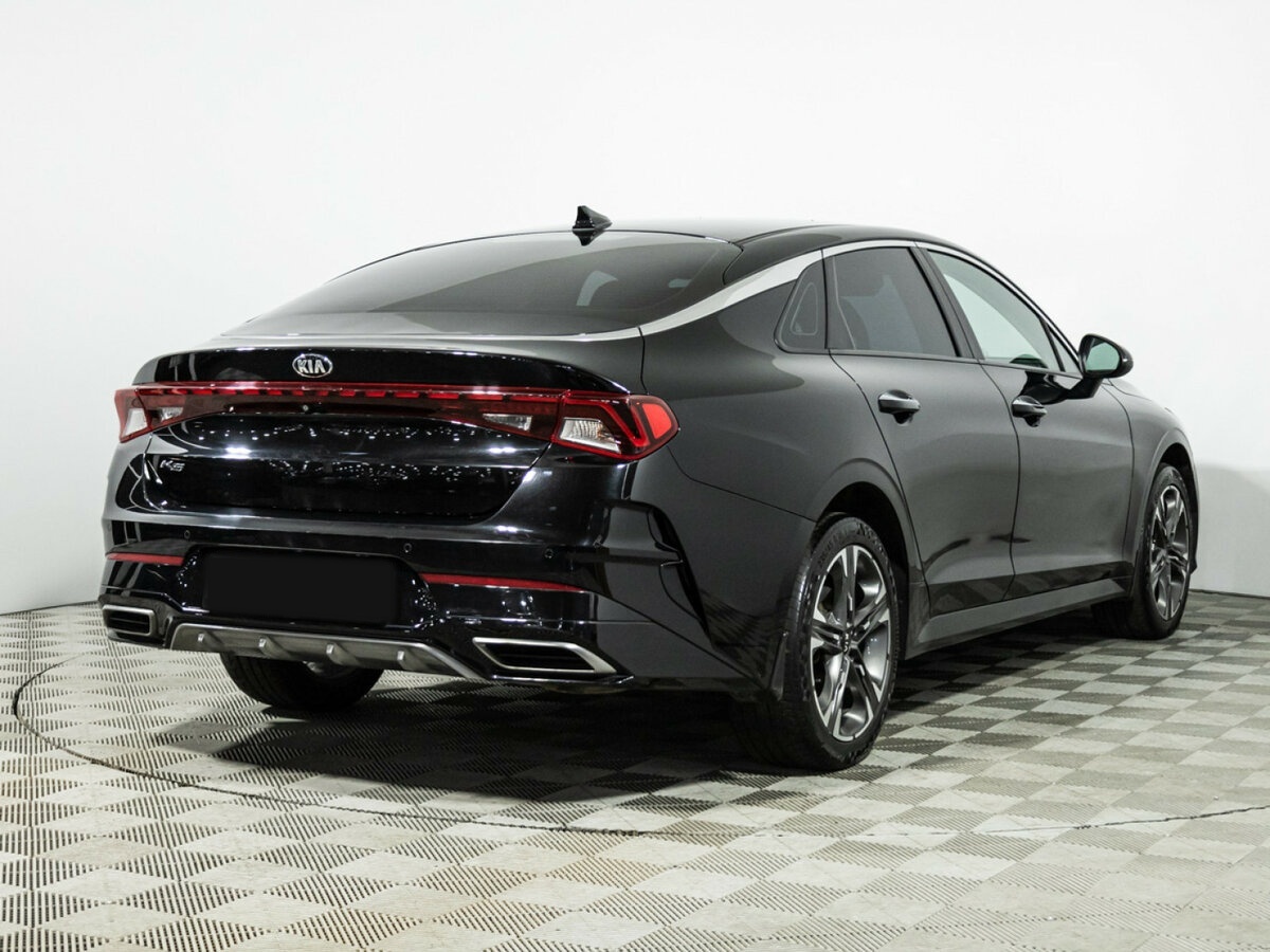 Kia K5 2021 года с пробегом. Фото: #3