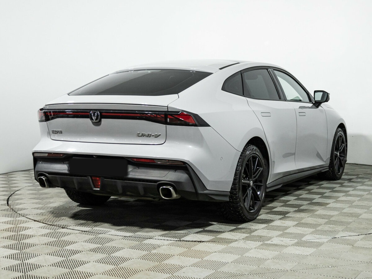 Changan UNI-V 2024 года с пробегом. Фото: #4