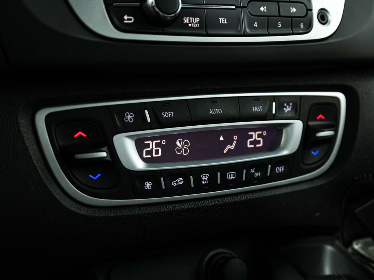 Renault Scenic 2012 года с пробегом. Фото: #15