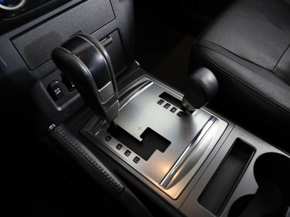 Mitsubishi Pajero 2013 года с пробегом. Фото: #13