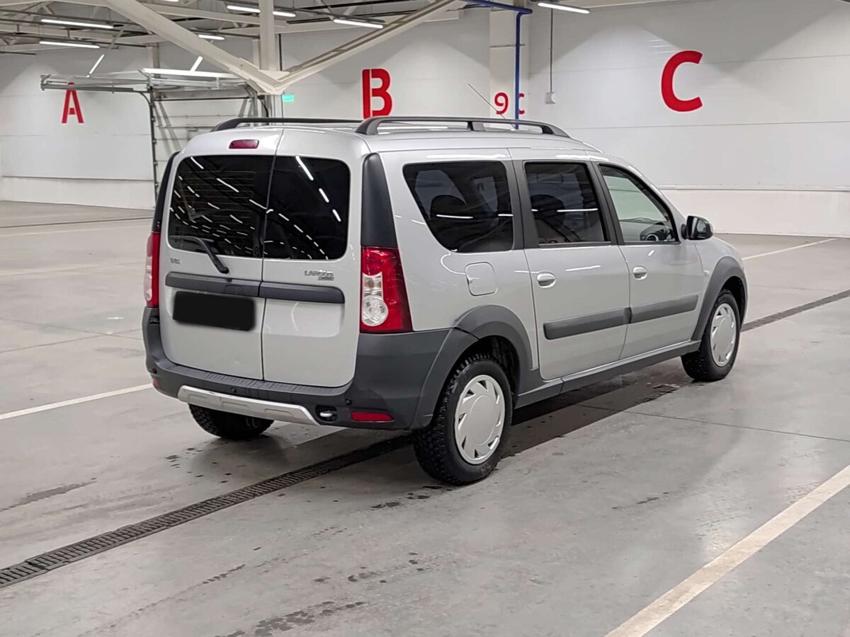 Lada (ВАЗ) Largus 2019 года с пробегом. Фото: #4