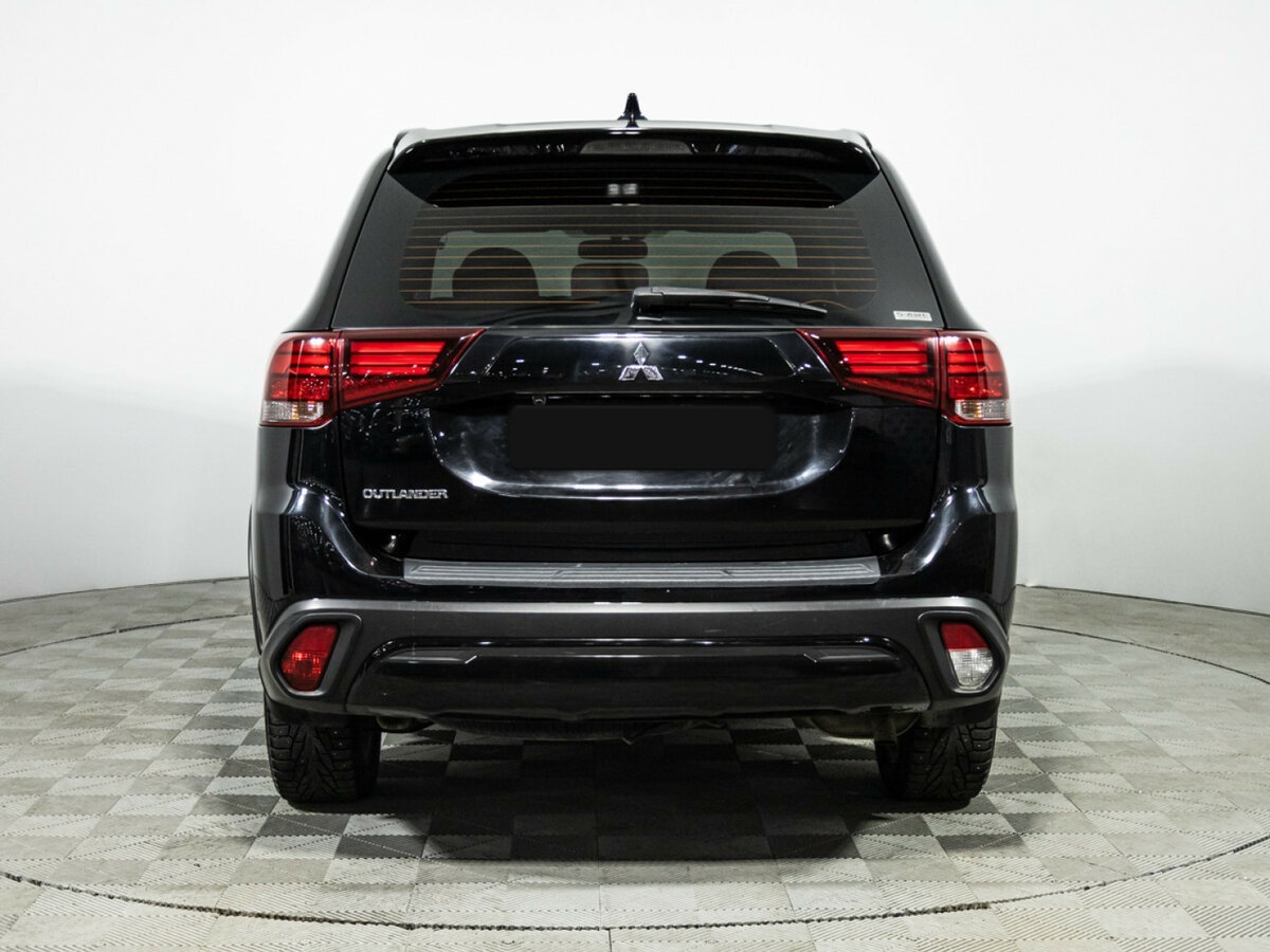 Mitsubishi Outlander 2020 года с пробегом. Фото: #5