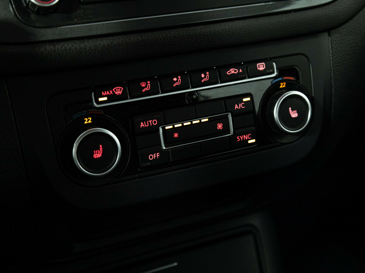 Б/У Фольксваген Тигуан 2013 года. Фото: #14