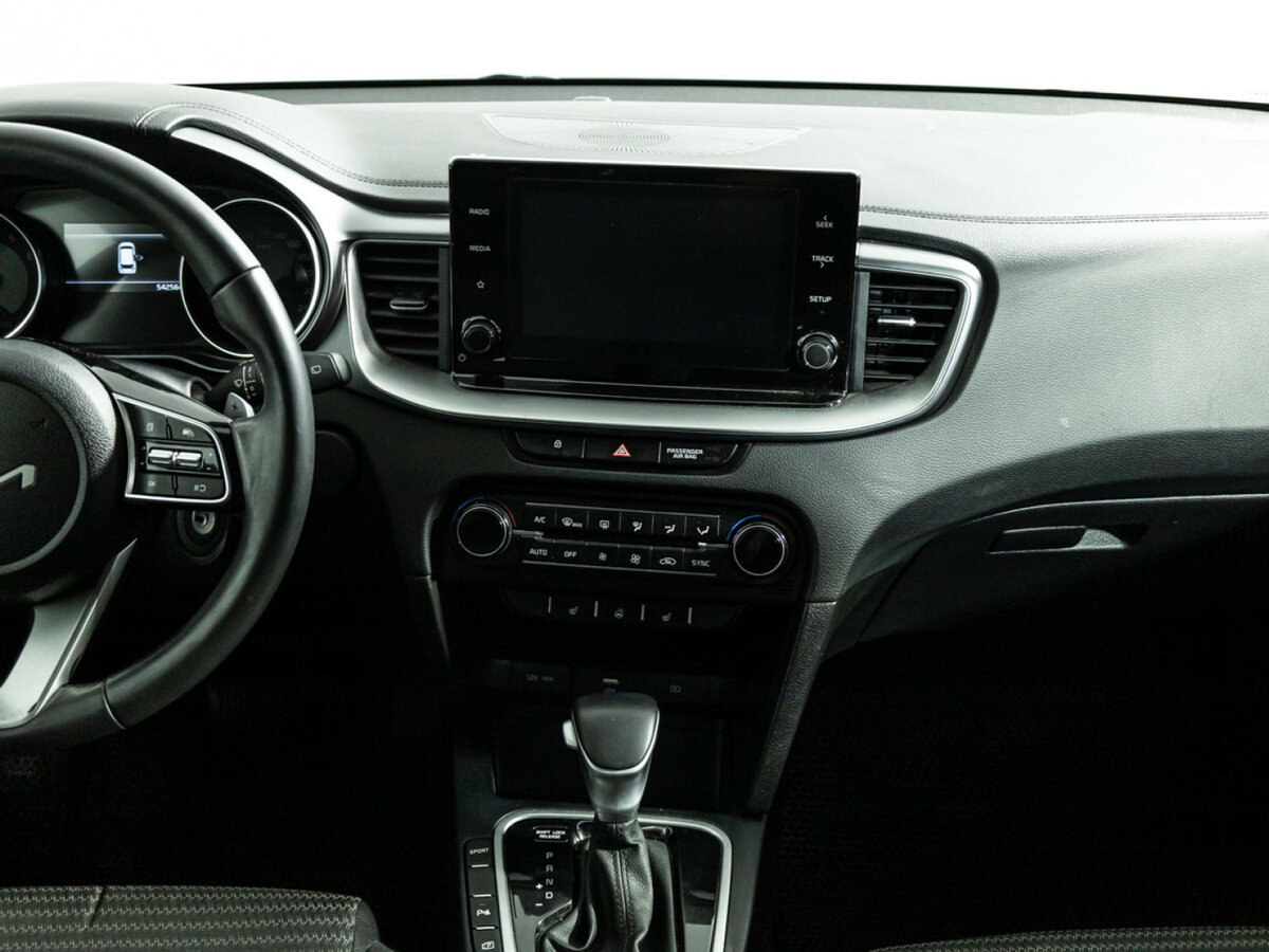 Kia Ceed 2022 года с пробегом. Фото: #13
