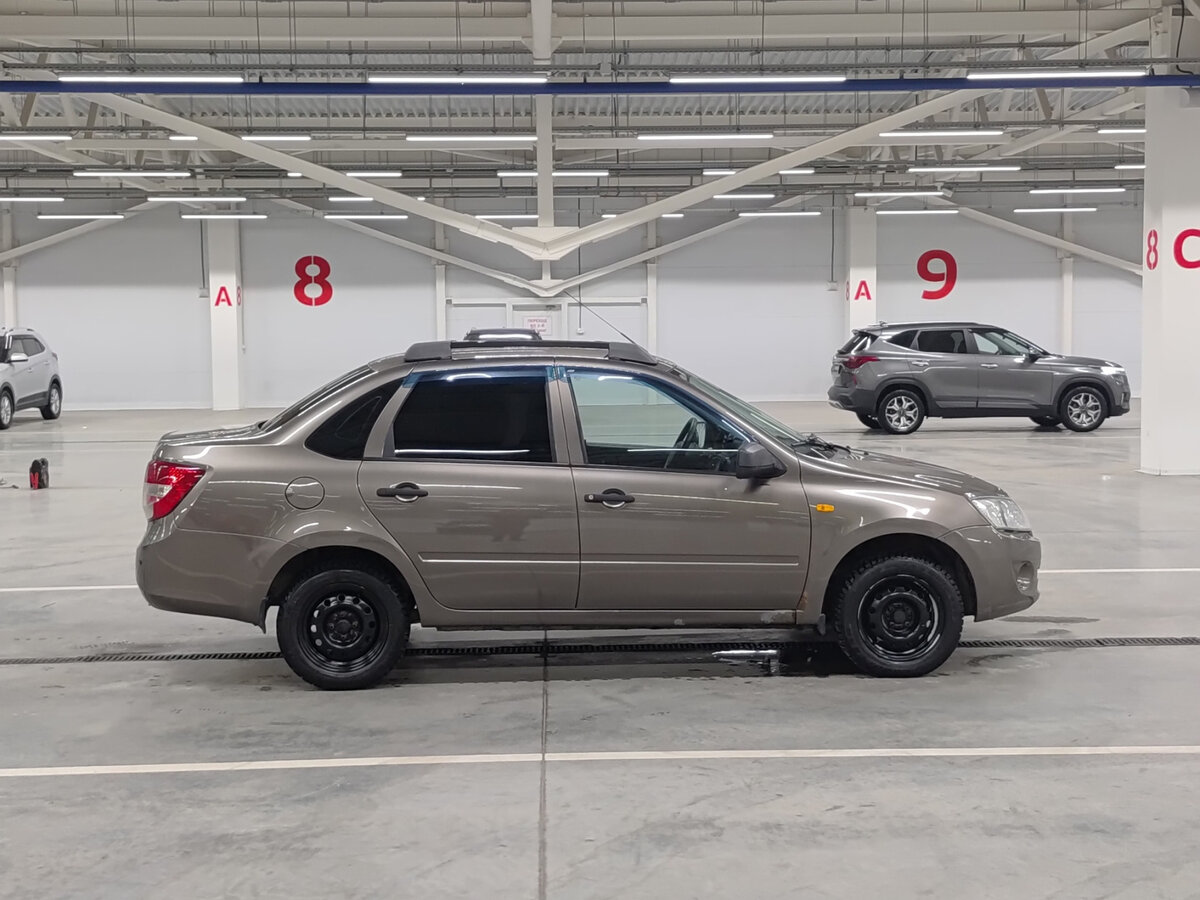 Lada (ВАЗ) Granta 2013 года с пробегом. Фото: #3