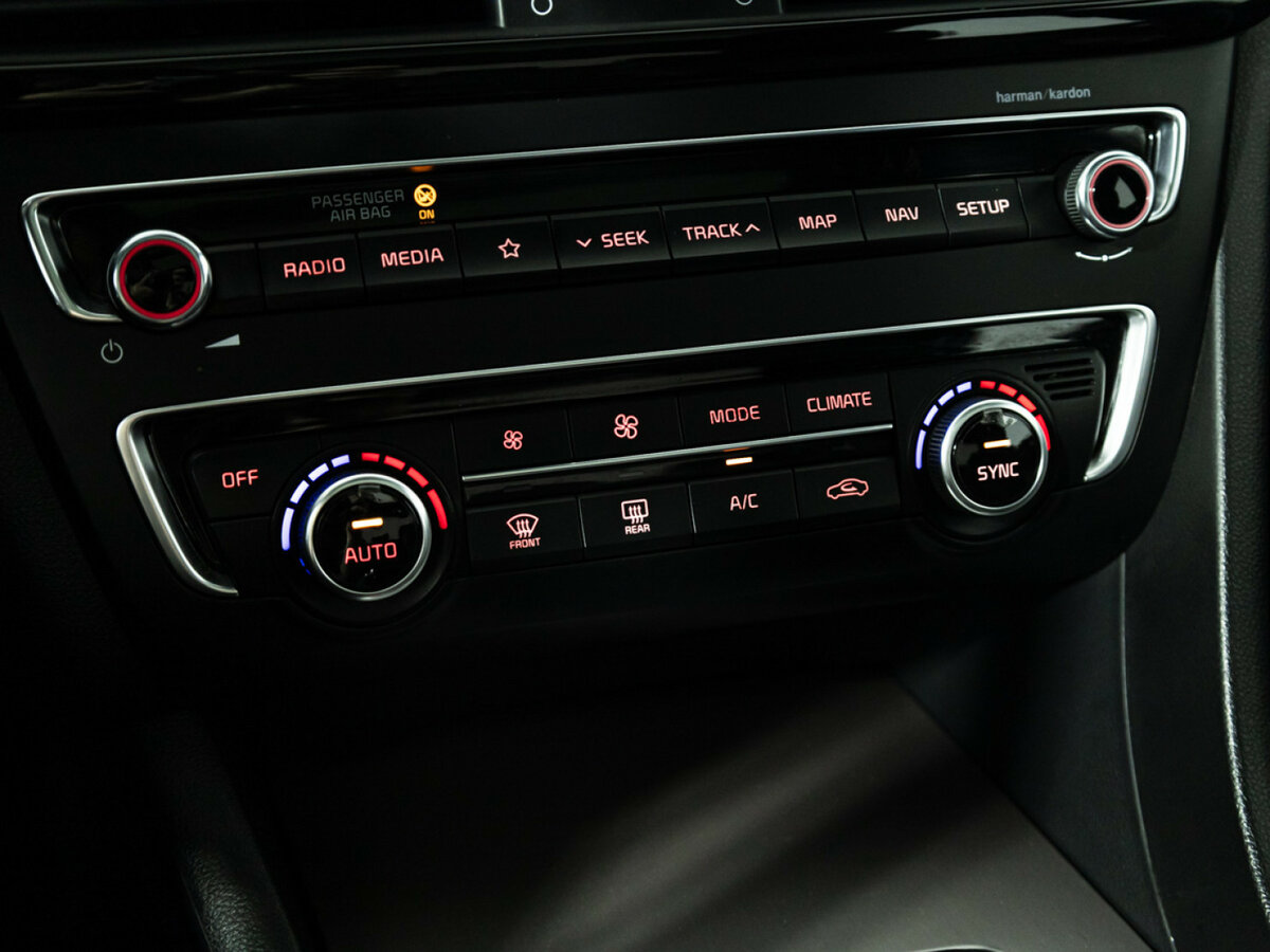 Б/У Киа Оптима 2018 года. Фото: #18