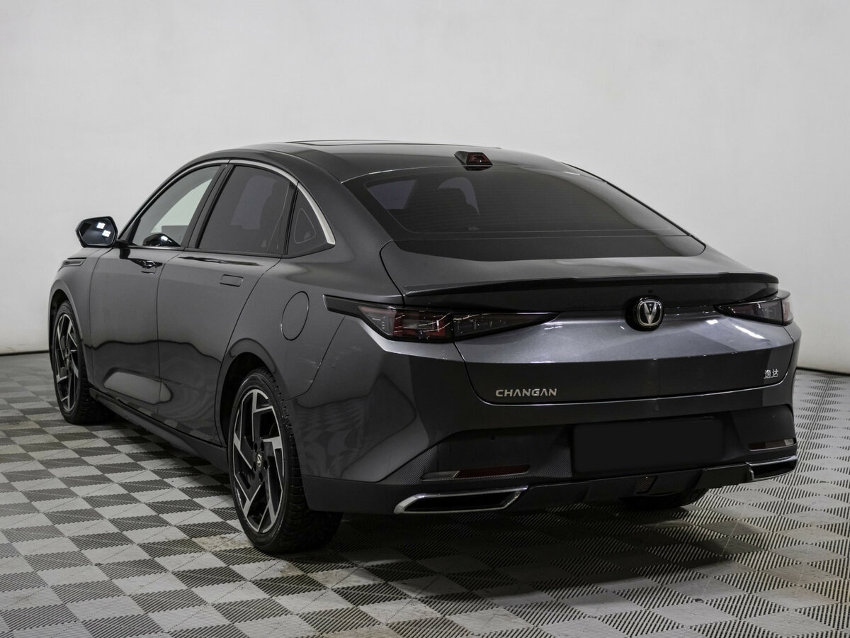 Changan Lamore 2023 года с пробегом. Фото: #5