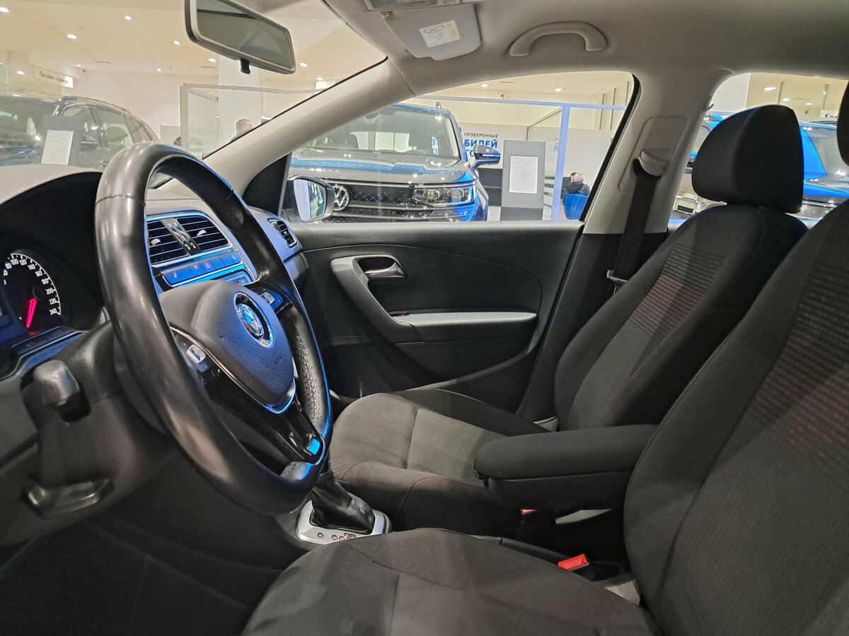 Volkswagen Polo 2017 года с пробегом. Фото: #15