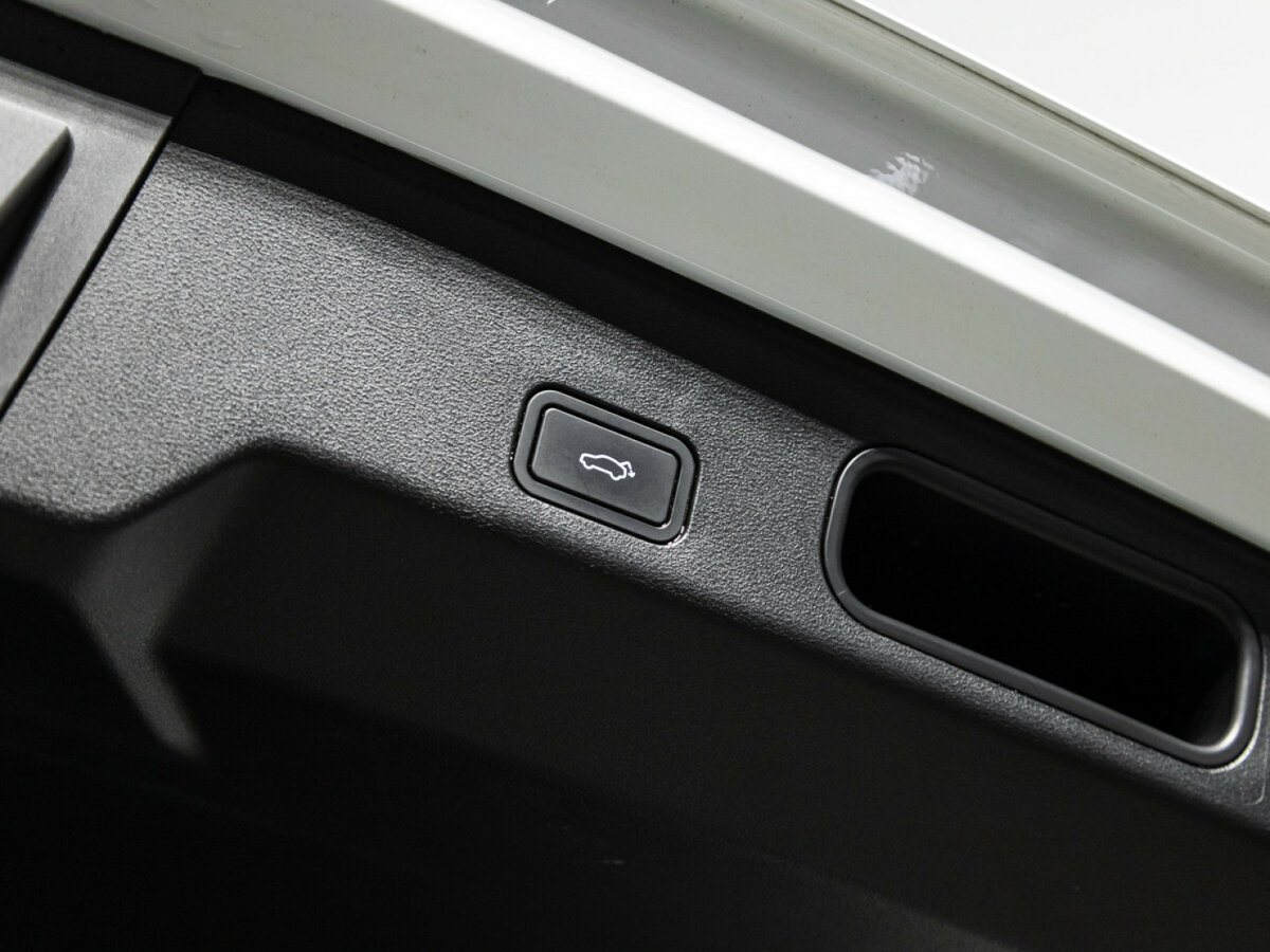 Geely Atlas 2024 года с пробегом. Фото: #17