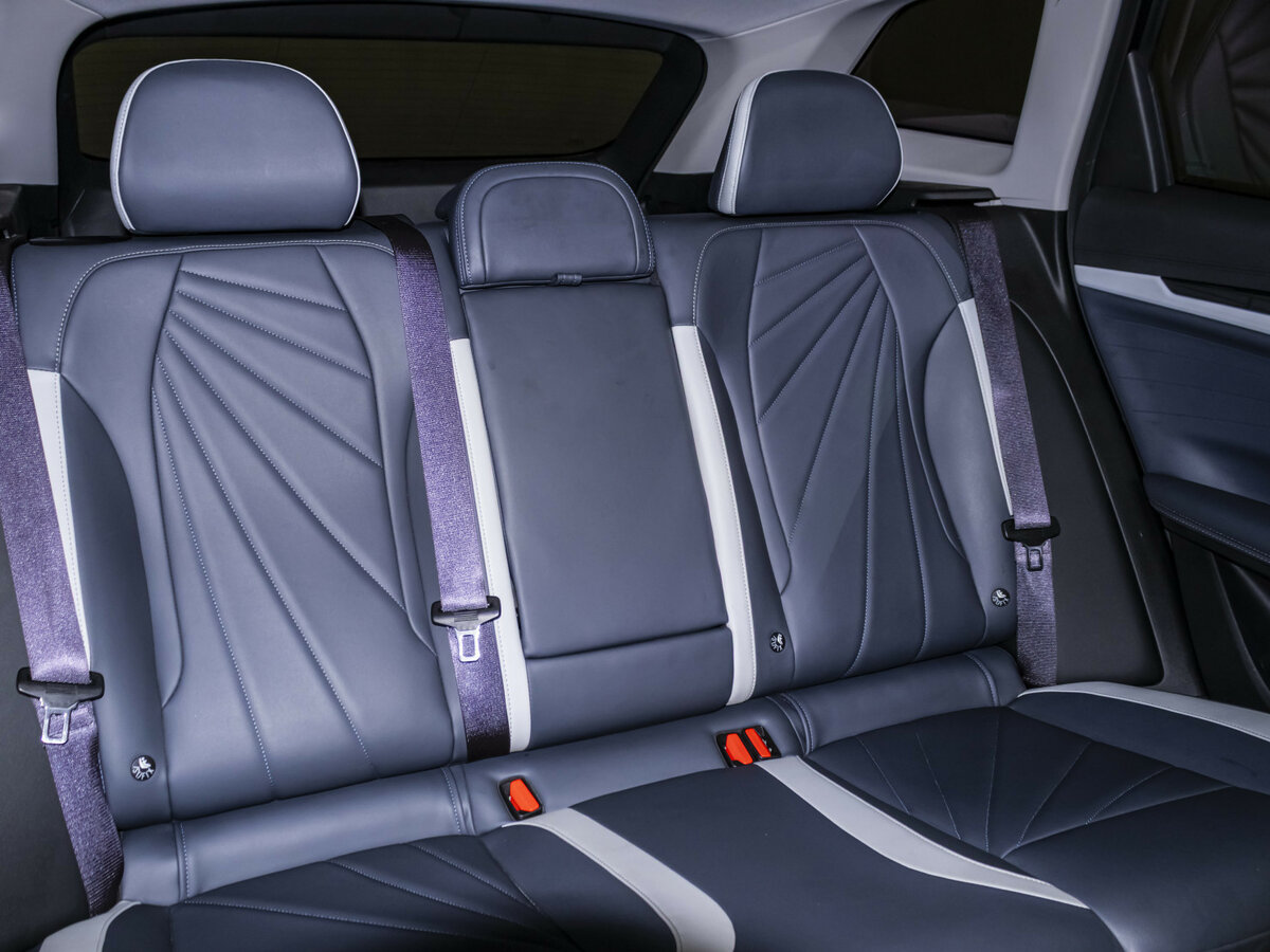 Geely Atlas 2024 года с пробегом. Фото: #12