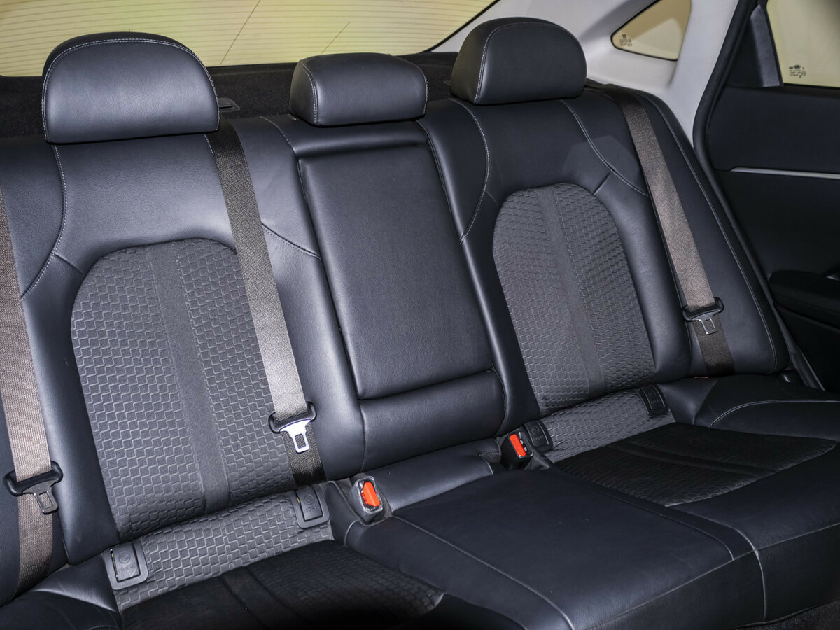 Hyundai Sonata 2020 года с пробегом. Фото: #12