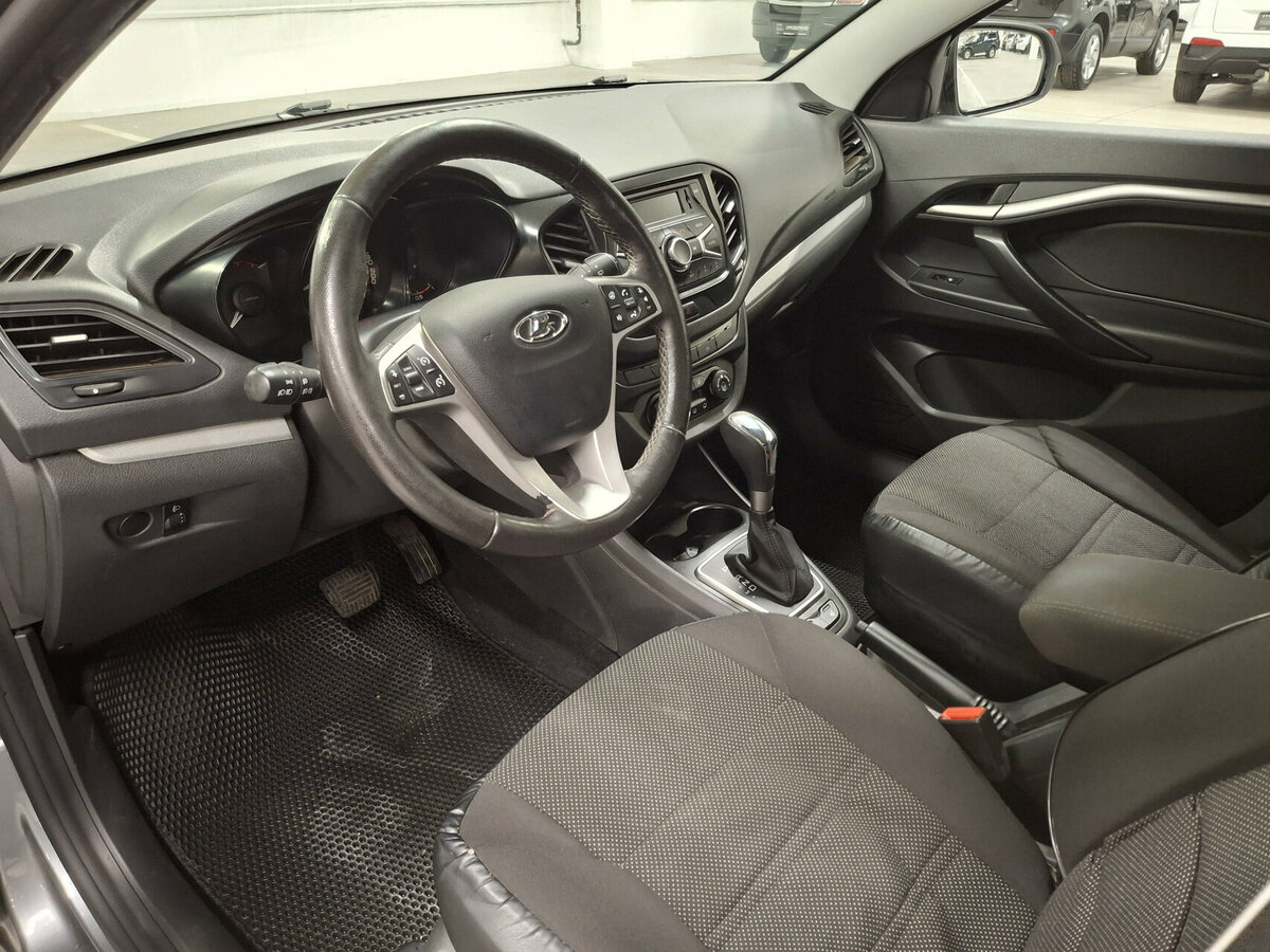 Lada (ВАЗ) Vesta 2021 года с пробегом. Фото: #14