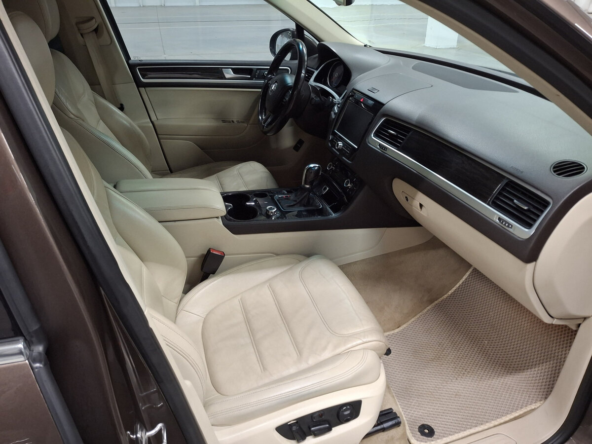 Volkswagen Touareg 2013 года с пробегом. Фото: #10