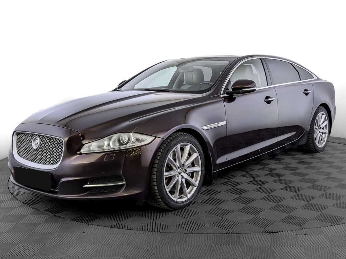 Jaguar XJ